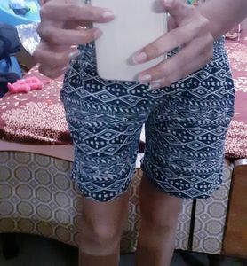 Geometric Print Grey Shorts.free Size