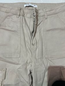 zudio Beige Cargo Pant