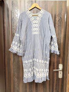 Elegant Grey Kurta with White Embroidery