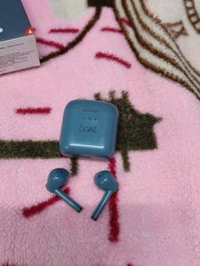 boAt Airdopes 131 - Blue