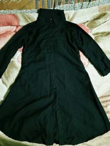 Elegant Black Button-Up Tunic Top
