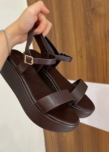 Women’s Sandals