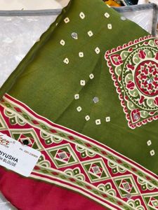 Green Bandhani saree with Mirror Work