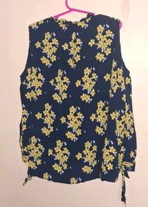 Navy Floral full sleeve sholder cut Tie-Neck Top