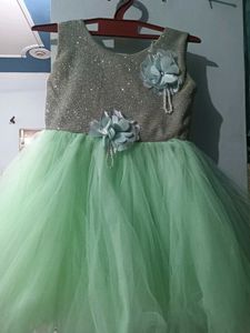 Net Frock New Condition