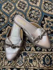 Silver Bow Mules