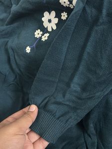 Benetton top with cutout
