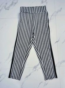 Houndstooth Print Leggings