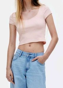 H&amp;M Pink Ribbed Cropped Top