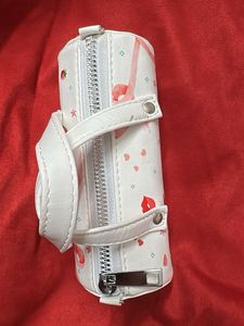 Clinique Cosmetic Pouch