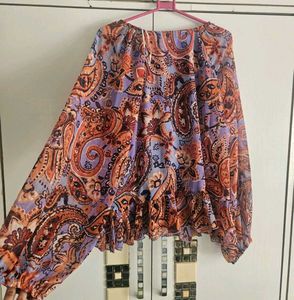 Paisley Print Ruffle V-Neck blouse