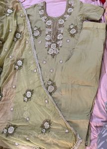 Embellished Kurta Set