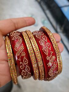 Exquisite Lakh  maroon & Gold Bangles Set