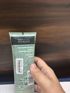 Lakme Blush &amp; Glow Avocado Matcha Face Wash