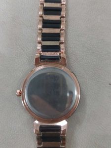 Stylish Rose Gold &amp; Black Watch