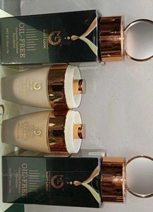 Exclusive offer 🫴❤️Matt Look Oil-Free Foundation