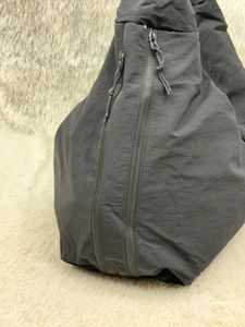 pintresty Super spacious Black tote bag