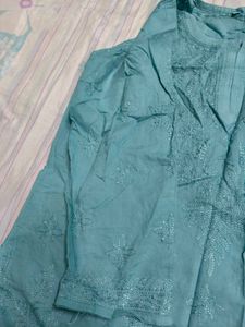 Pure lucknow Elegant Blue Embroidered Cotton Kurta