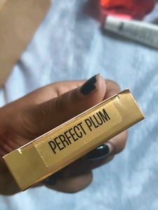 Lakme Ultimate Glam Blush