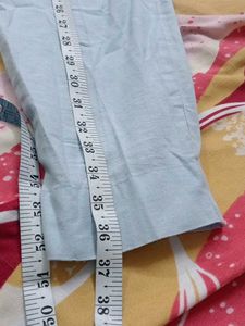 Elegant Grey Kurta Set with Floral Embroidery