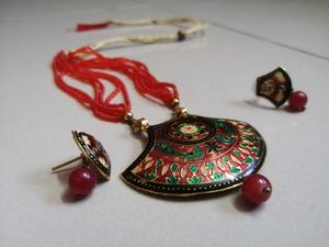 Elegant Meenakari Necklace &amp; Earring Set
