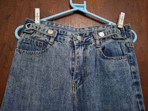 Womens Light Wash Wide Leg Jeans