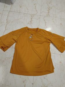 🚨 URGENT SALE — ORDER ASAP 🚨Mustard Top
