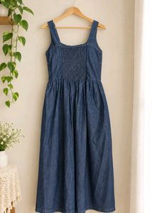 Classic Denim Button-Front Midi Dress
