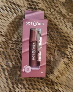 DOT & KEY Lip balm