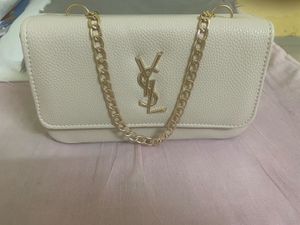 Chic White Chain Crossbody Bag