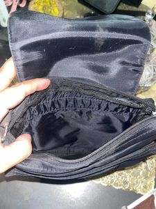 Black Unisex Sling Bag