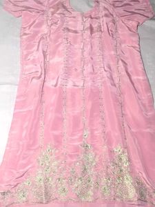 Beautiful Pink Embroidered Kurta