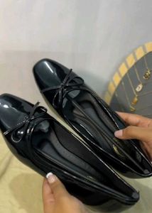 Shiny Black Ballet Flats with Bow