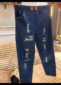 Stylish Ripped Denim Jeans