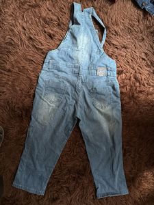 Women Denim Dungaree Capri (knee length)