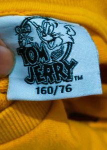 Very Cute And Beautiful Tom &amp; Jerry Half Hoodie