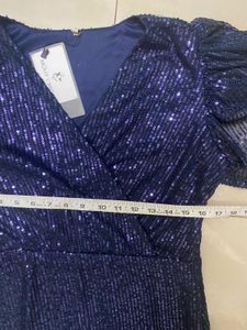 Sequin Navy Blue gown(available for a limited peri