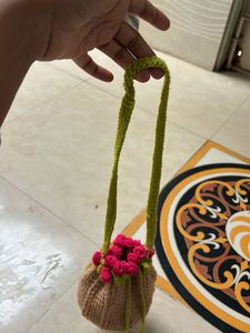 crochet flower potli bag
