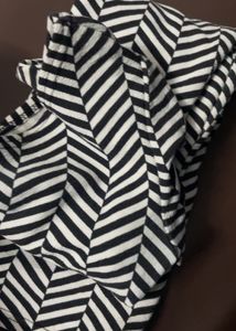 Unique Black &amp; White Geometric Print Mini Dress
