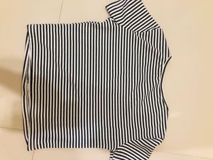Size-S- Chic Striped Button-Up Cropped Top