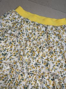 Cute Floral Tiered Mini Skirt