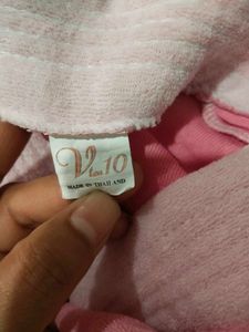 V. Ten Light Pink bathrobe