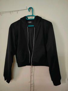 Black Cropped Hoodie - NUON