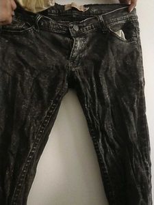 Stylish Black Washed Denim Jeans