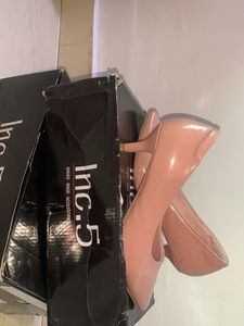Classic Nude Peach Patent Heels