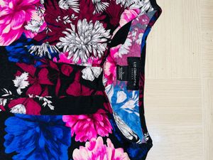 Chic Floral Print Pleated Top