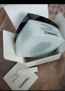 Chanel Hydra Beauty Creme (on  offer price ) full