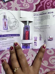 L’Oreal Paris Revitalift Hyaluronic Acid