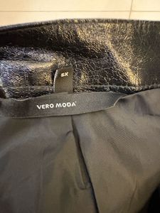 Vero moda Shiny Black Faux Leather Skirt