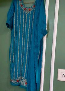 Elegant Teal Kurta with Embellishments